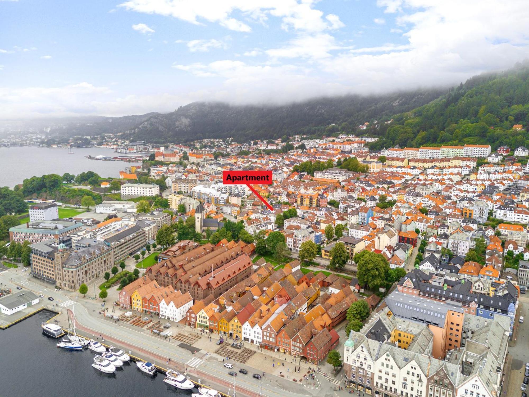 برغن Homerentals Apartments - Behind Bryggen & Historic Cobblestone Streets - 2 Floor Renovated From February 2025 المظهر الخارجي الصورة