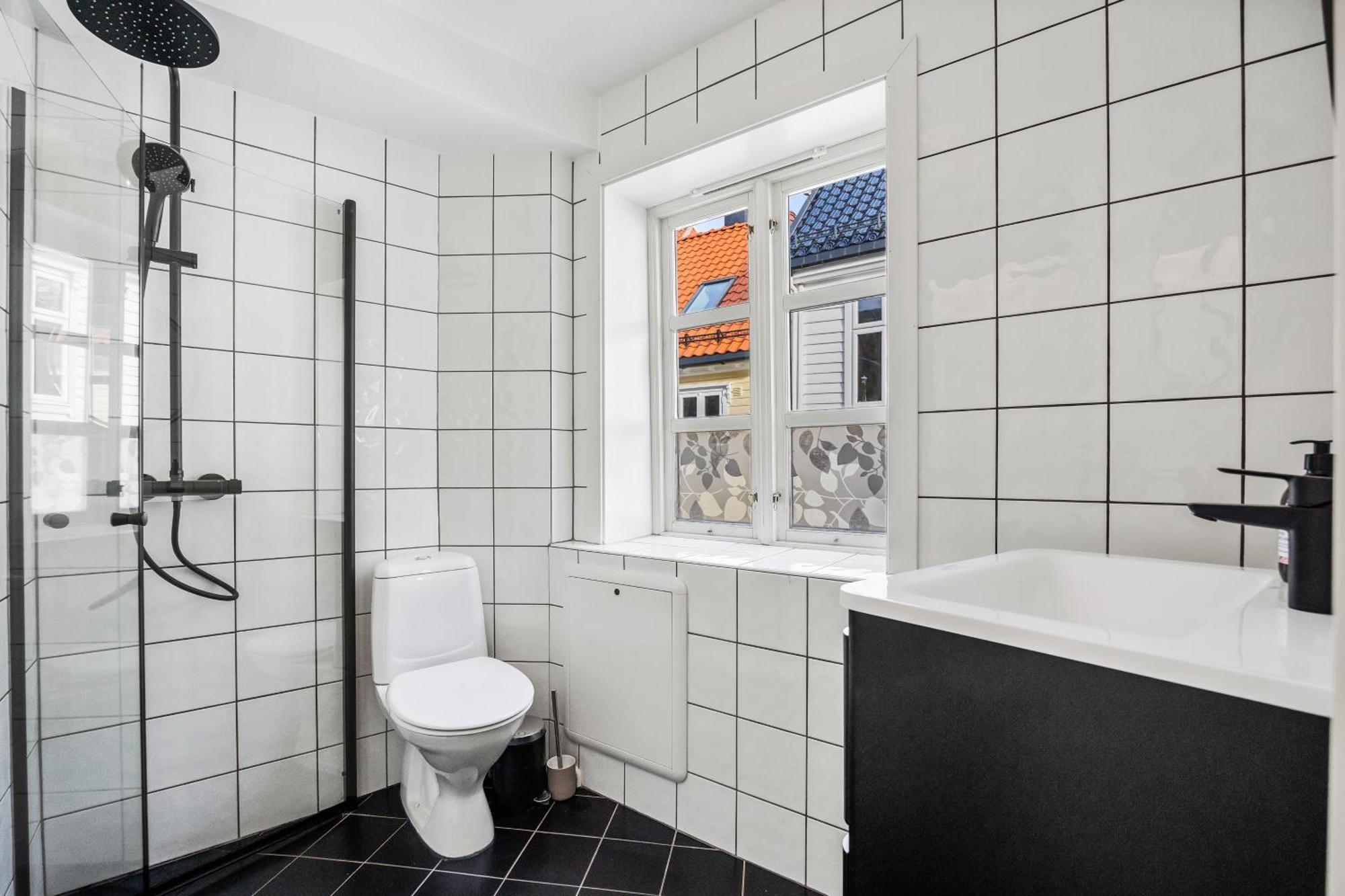 برغن Homerentals Apartments - Behind Bryggen & Historic Cobblestone Streets - 2 Floor Renovated From February 2025 المظهر الخارجي الصورة